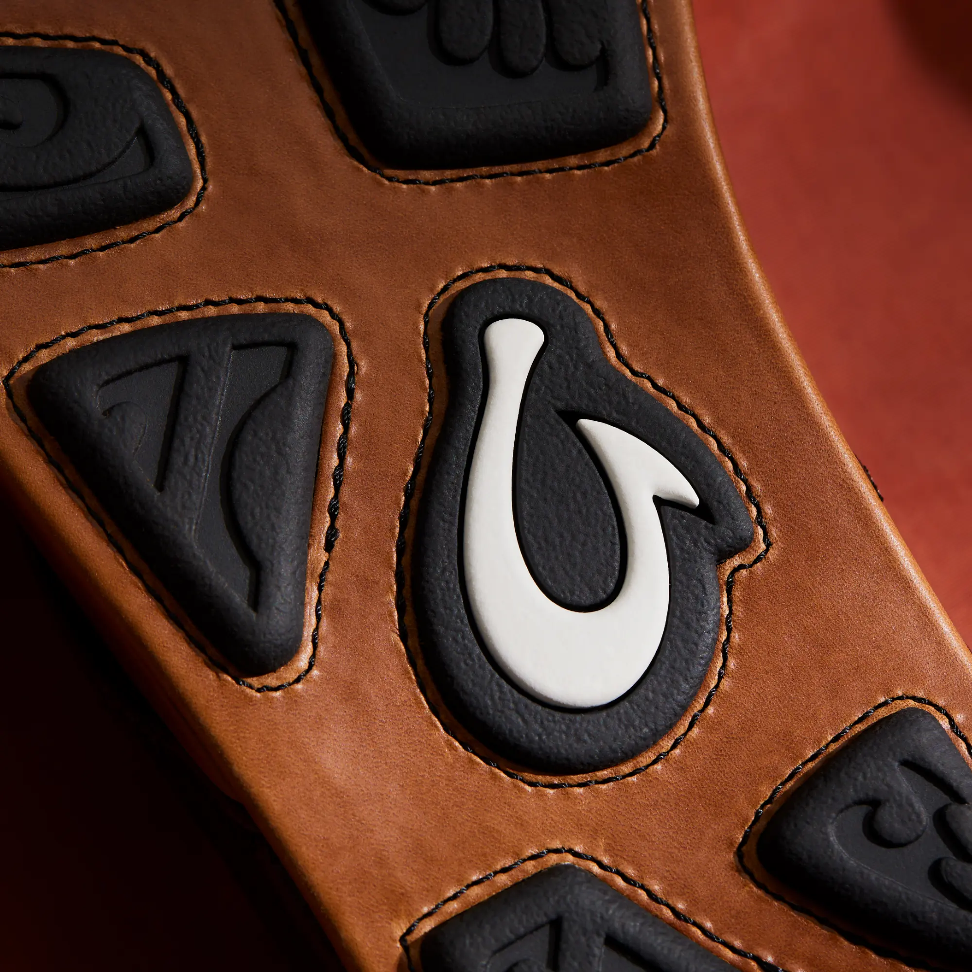 Hikianalia - Dark Java / Tan<br> C OluKai - Image 4