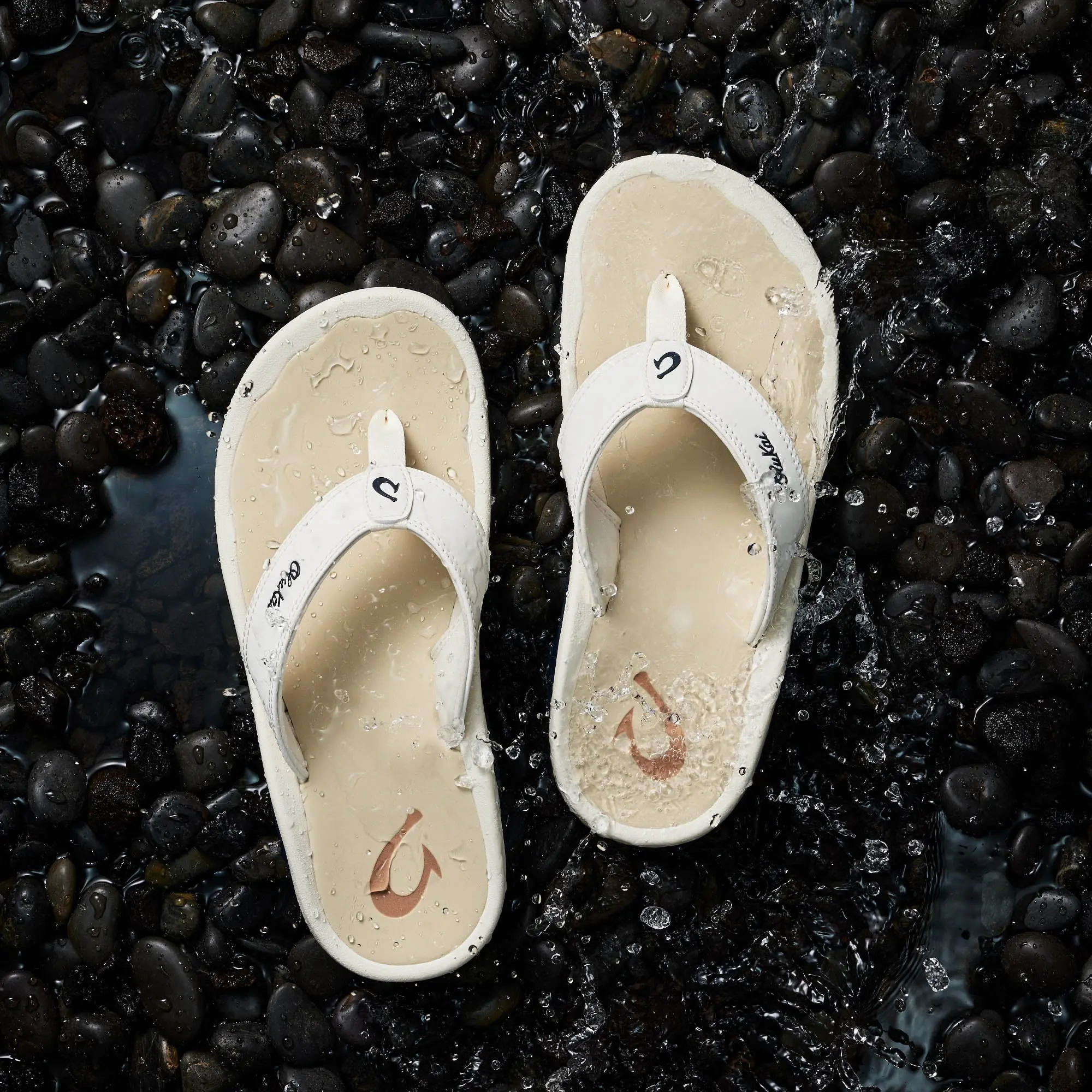 'Ohana Men's Best Selling Beach Sandals - White Sand / Deepest Depths - Image 3