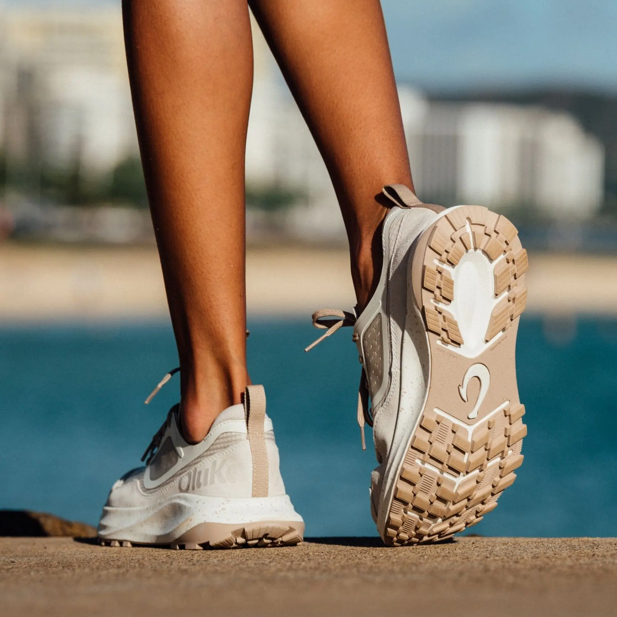 Makiki - White Sand / Tapa<br> C OluKai - Image 8