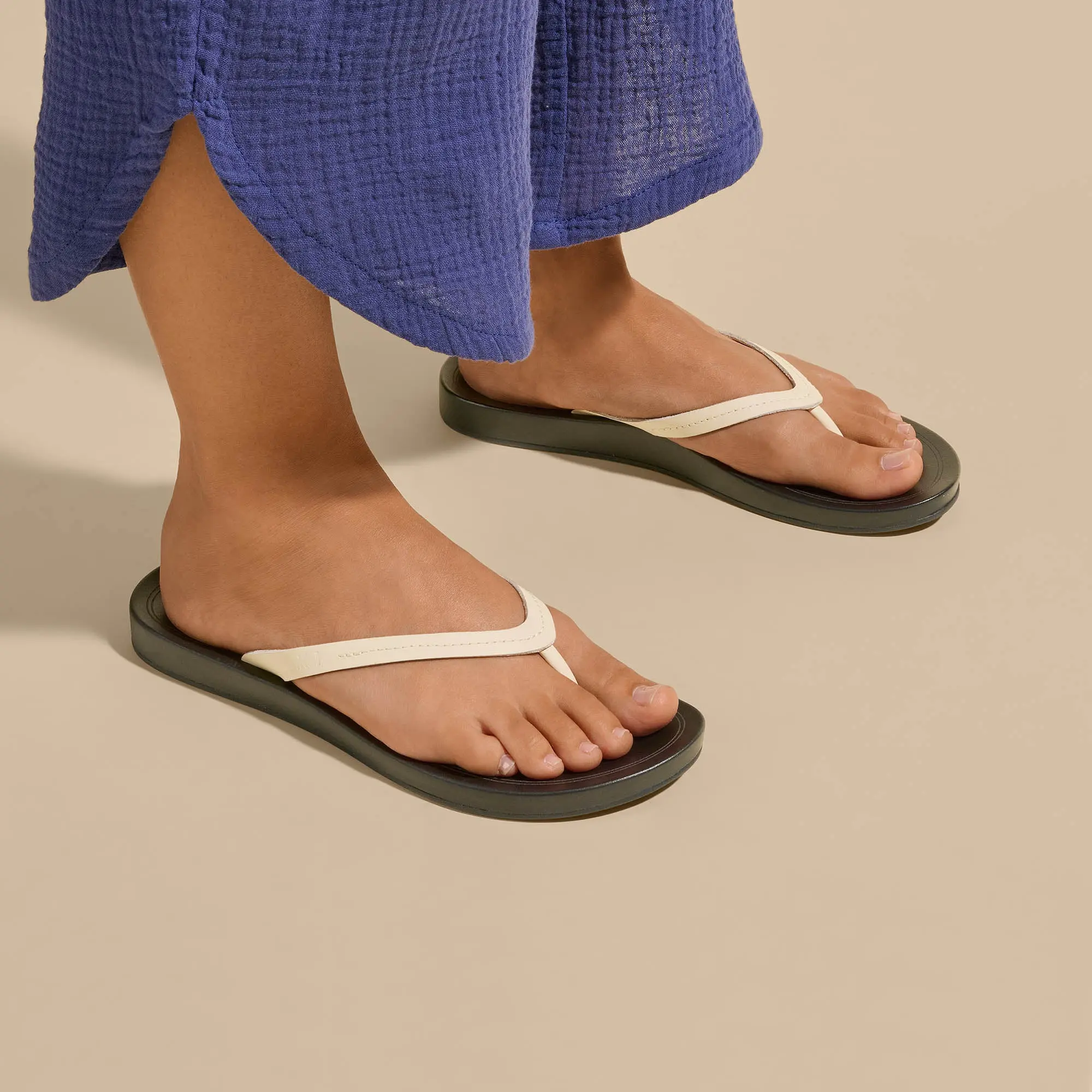 Lalahi Women's Leather Sandals - Tapa / Lava Rock - Image 4