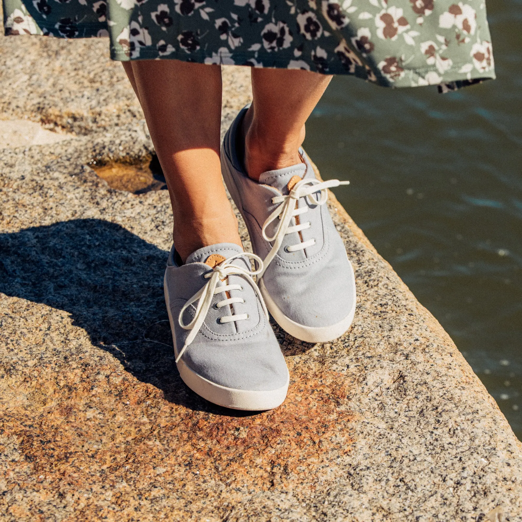 Kohu Women's Lightweight Canvas Sneakers - Mist Grey - Image 2
