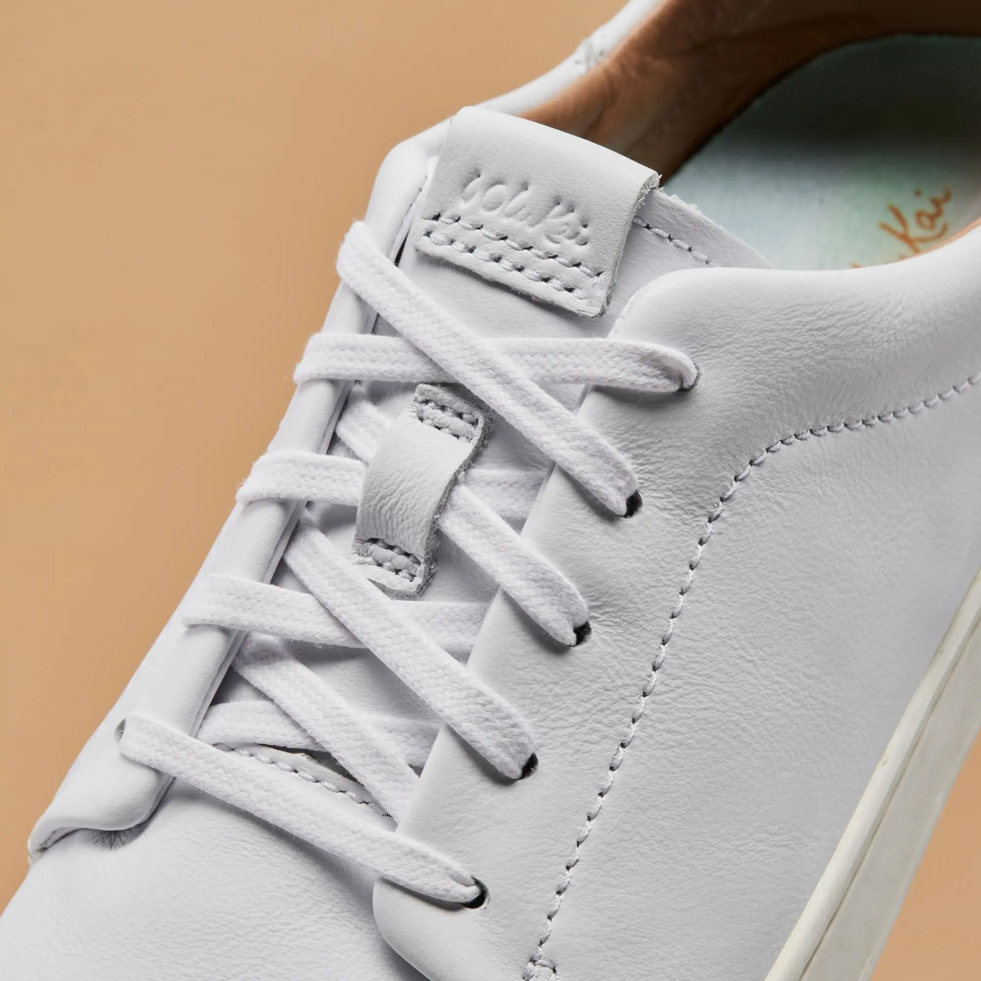 Pehuea L 'Ili Women's Leather Sneakers - White - Image 3
