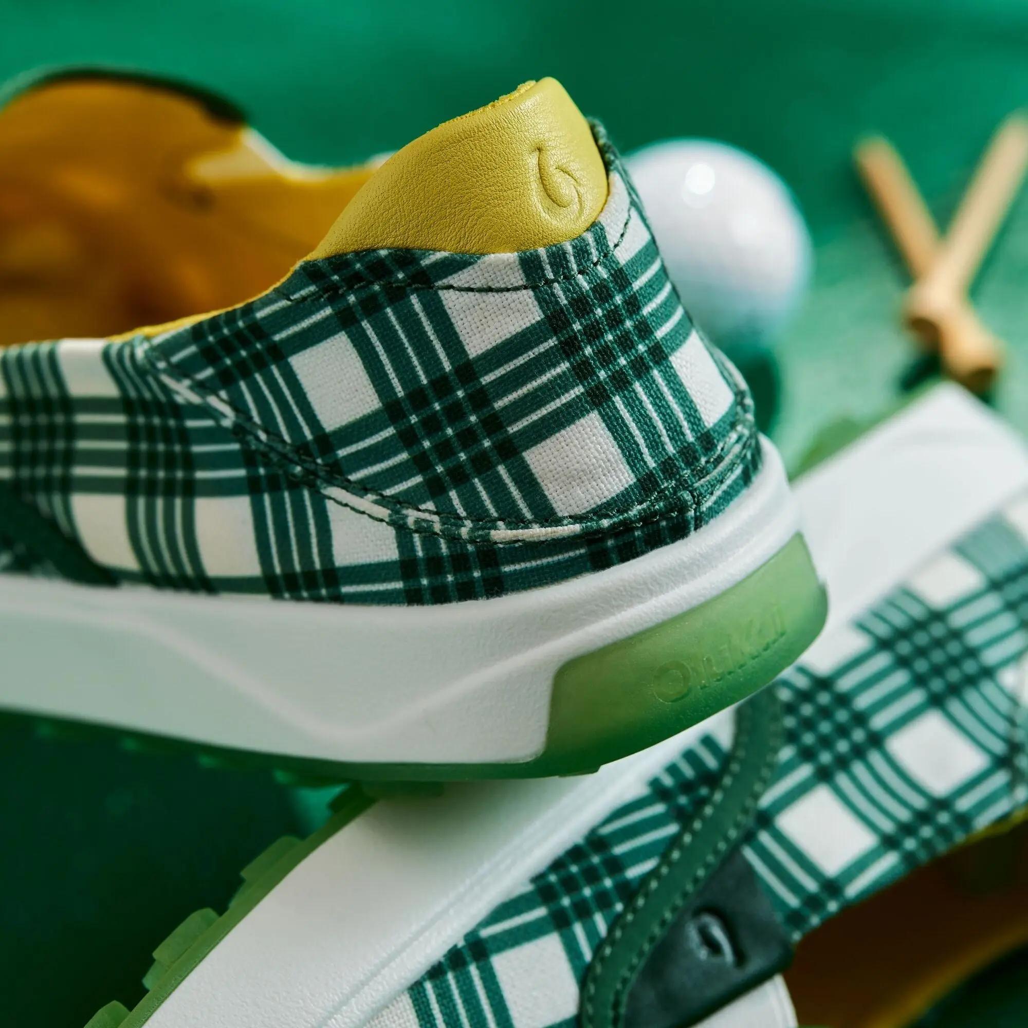 Wai'alae Slip On Men's Golf Shoes - Medium Green / Bright White - Image 8