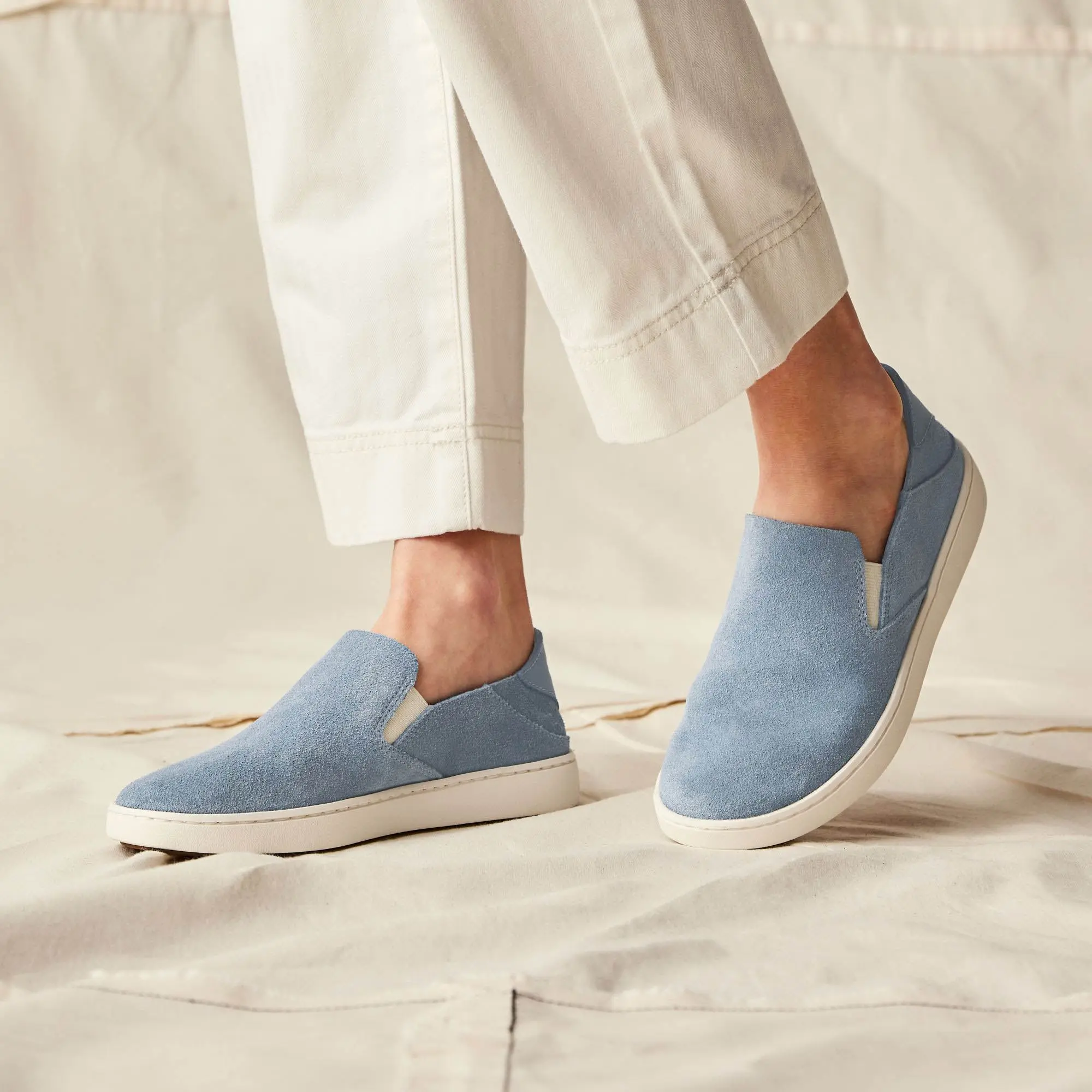 Pehuea Luxe Women's Suede Sneakers - Blissful Blue - Image 3