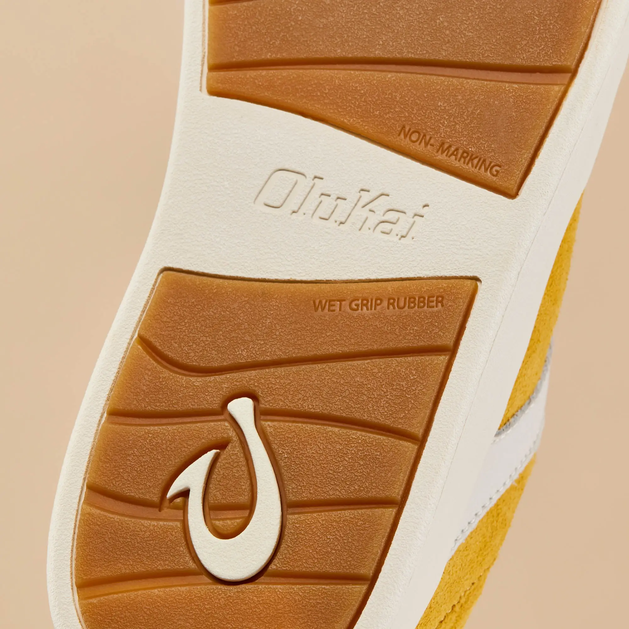 Ha 'upu Women's Leather Sneakers - Mustard / Off White - Image 8