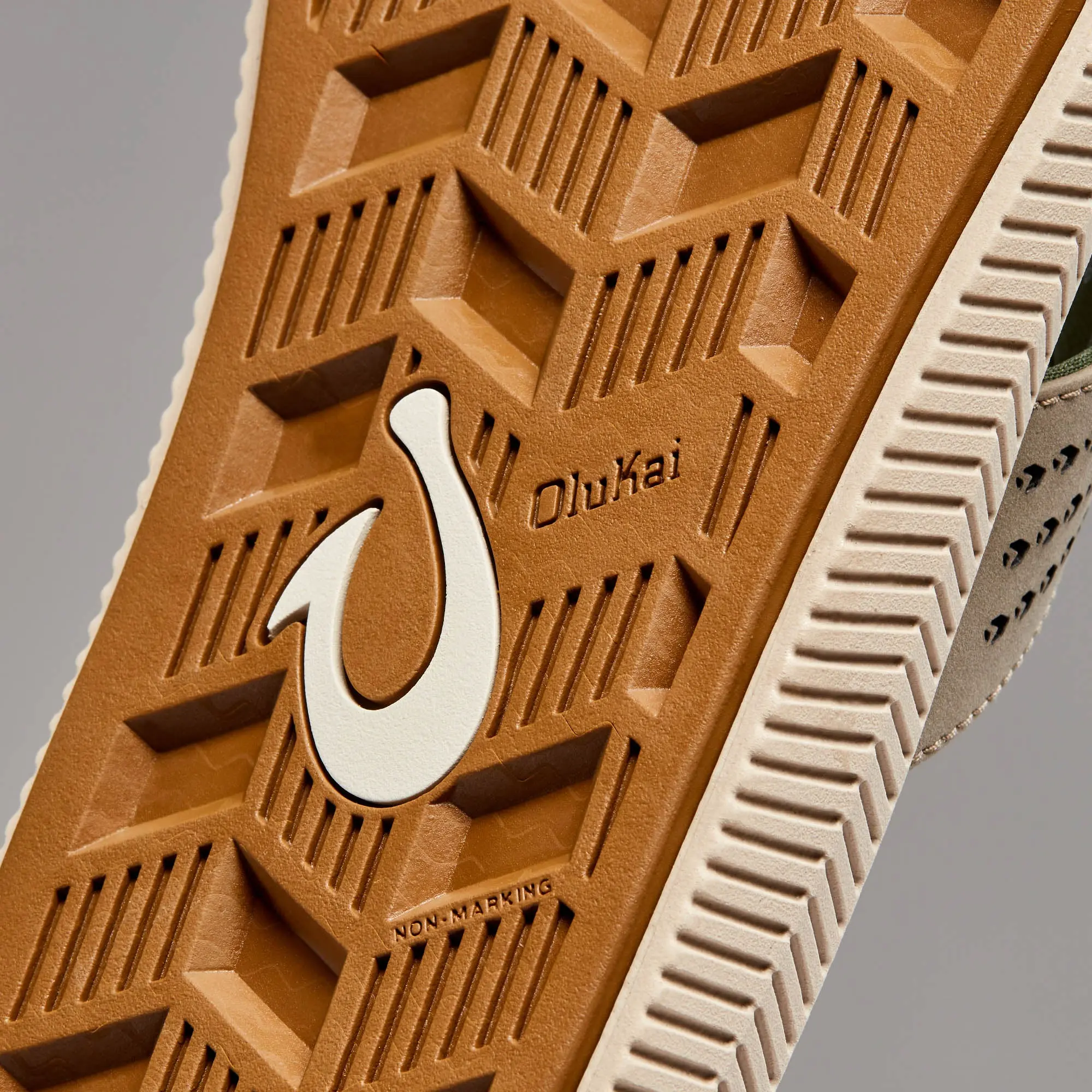 Ulele Men's Water-Ready Beach Sandals - Clay / Mustang - Image 9