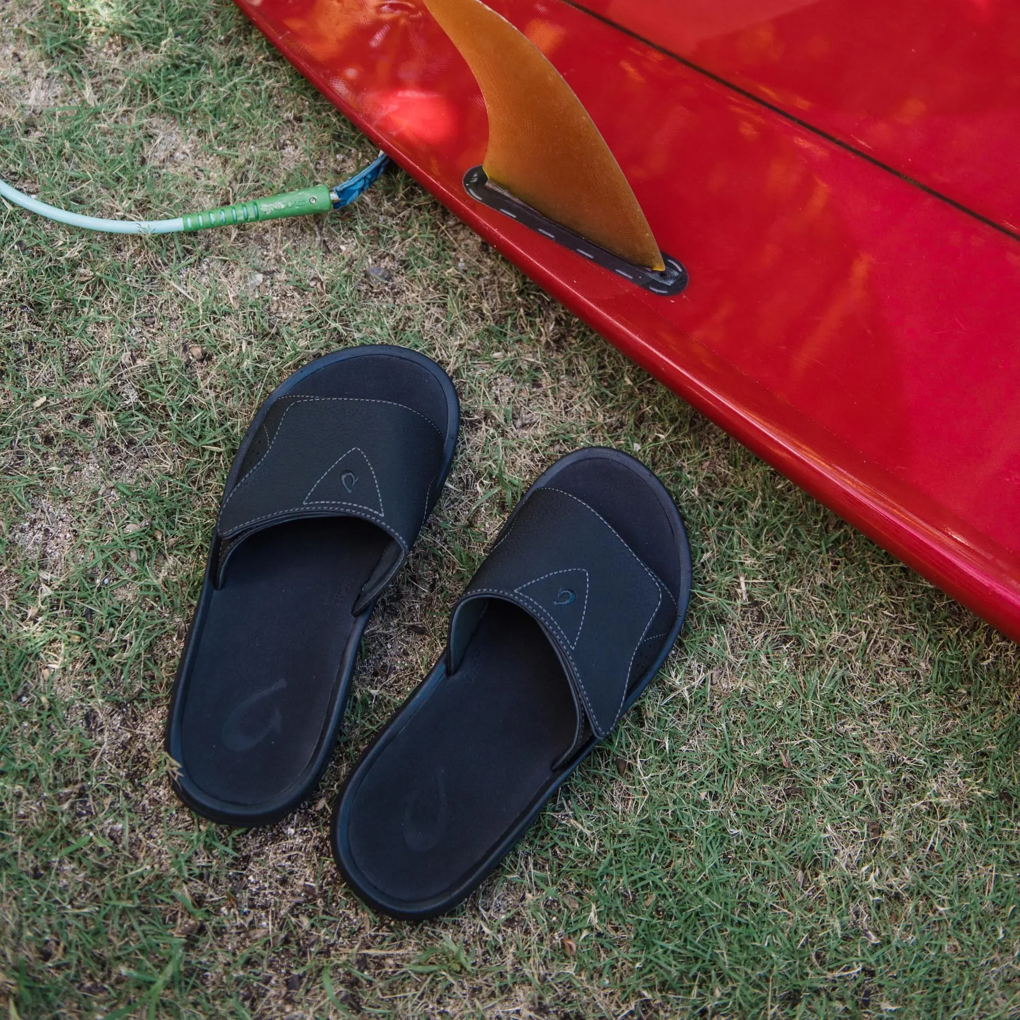 Nalu Slide Men's Beach Slide Sandals - Black - Image 5