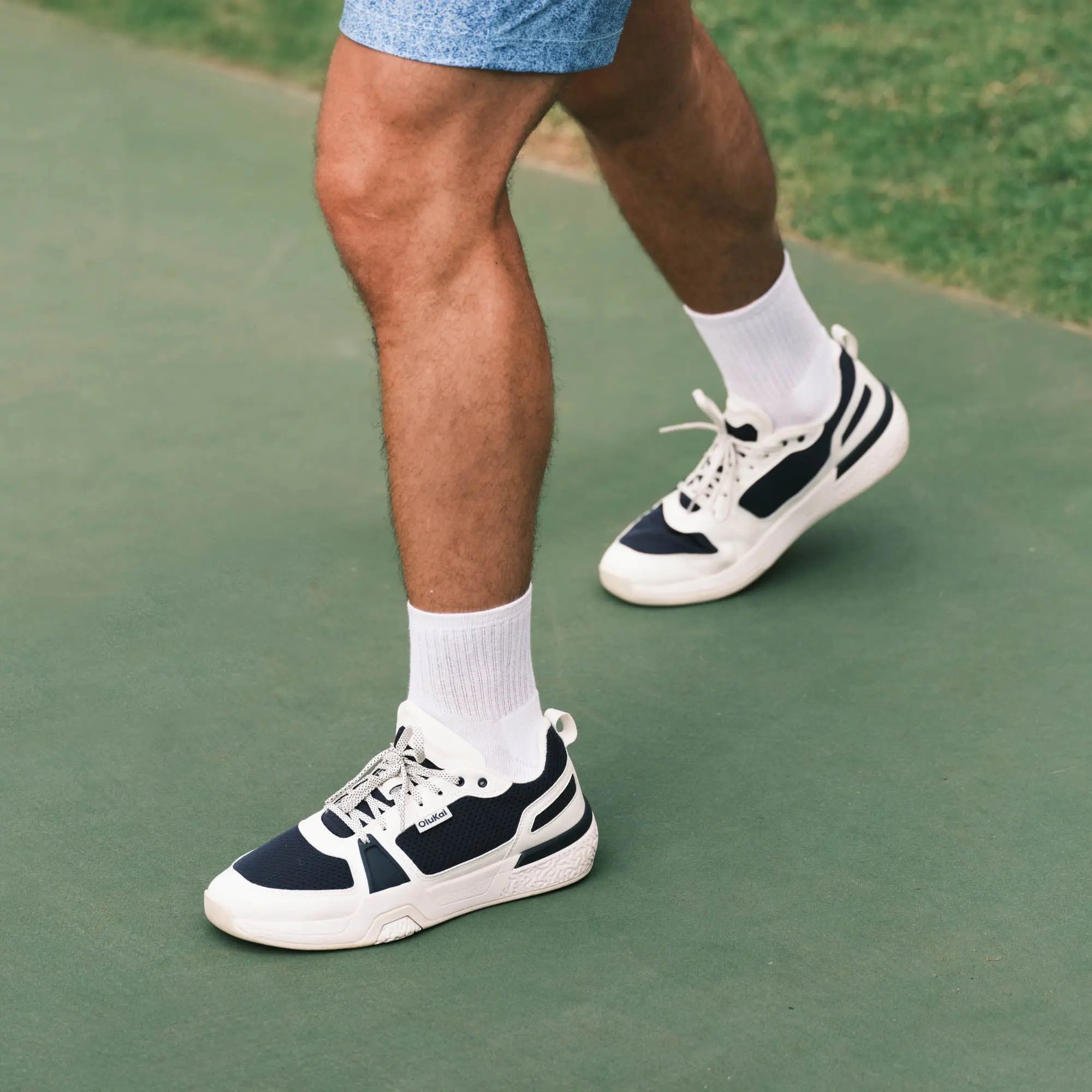 'Anau Men's Pickleball Shoes - Mood Indigo / Bright White - Image 2