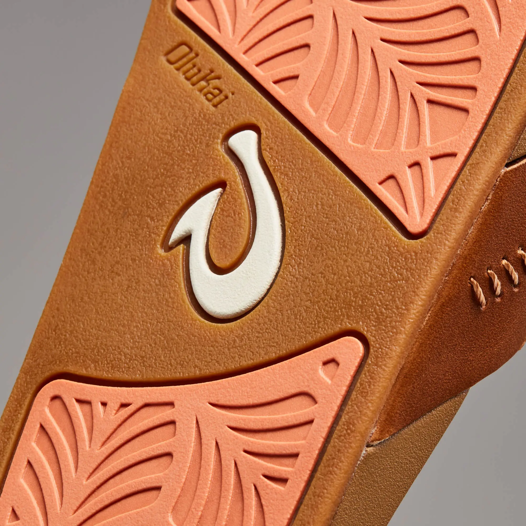 Kipe'a 'Olu Women's Slide Sandals - Sahara - Image 9