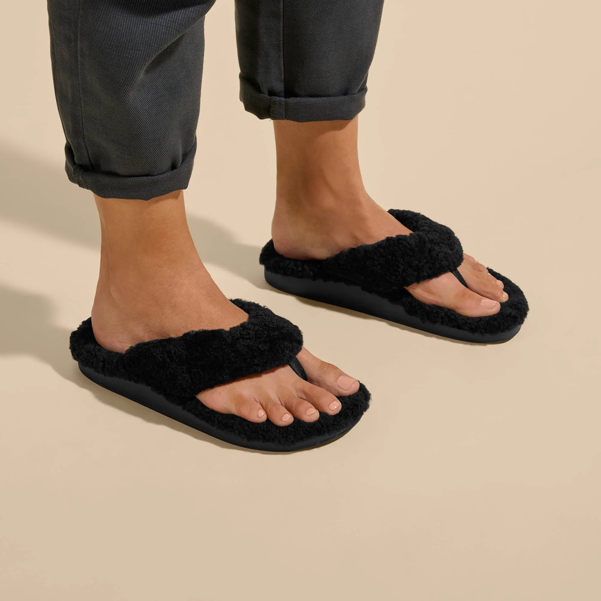 K pe'a Heu Women's Flip Flop Slippers - Black - Image 5