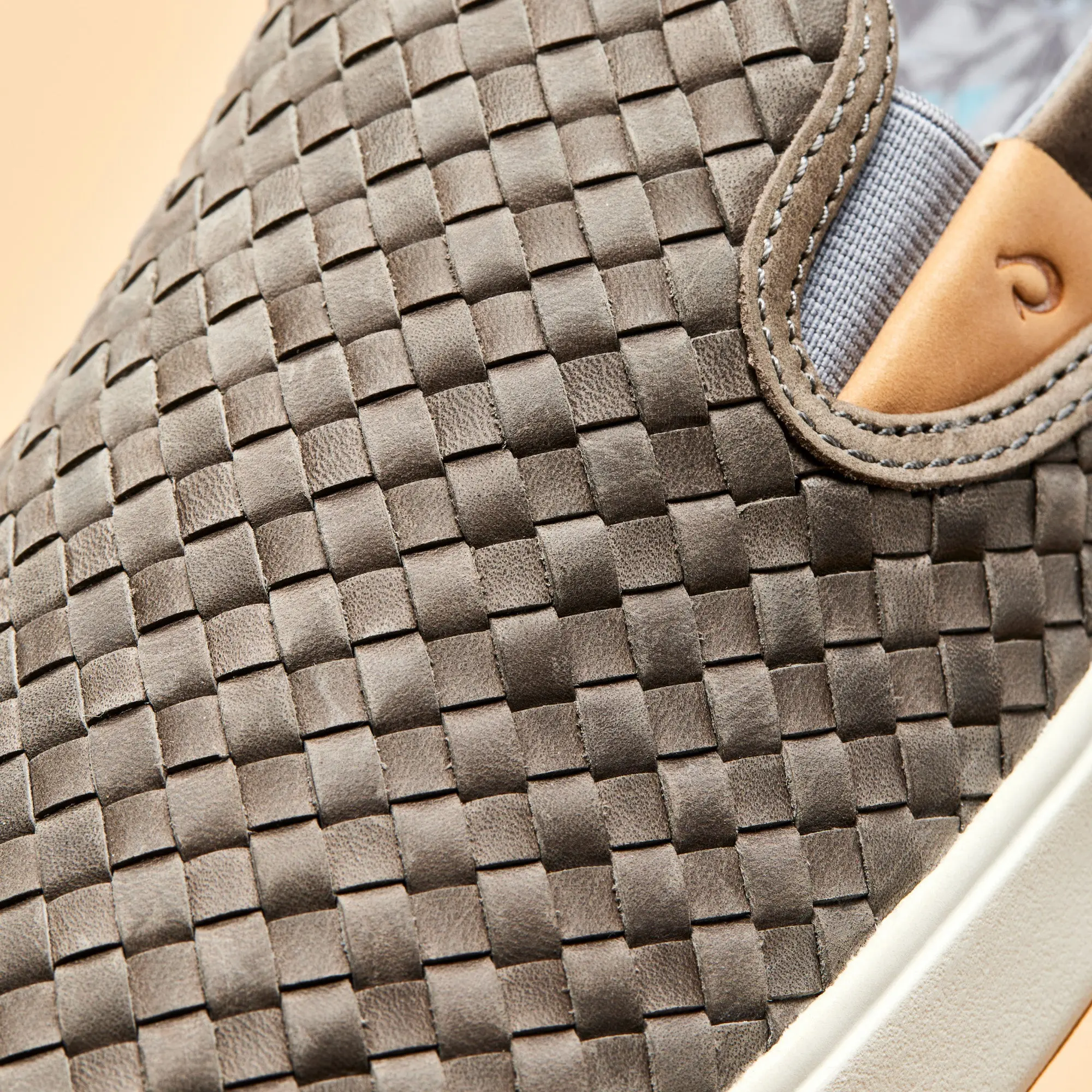 Lae'ahi Lauhala Men's Leather Slip-On Sneakers - Ash - Image 3