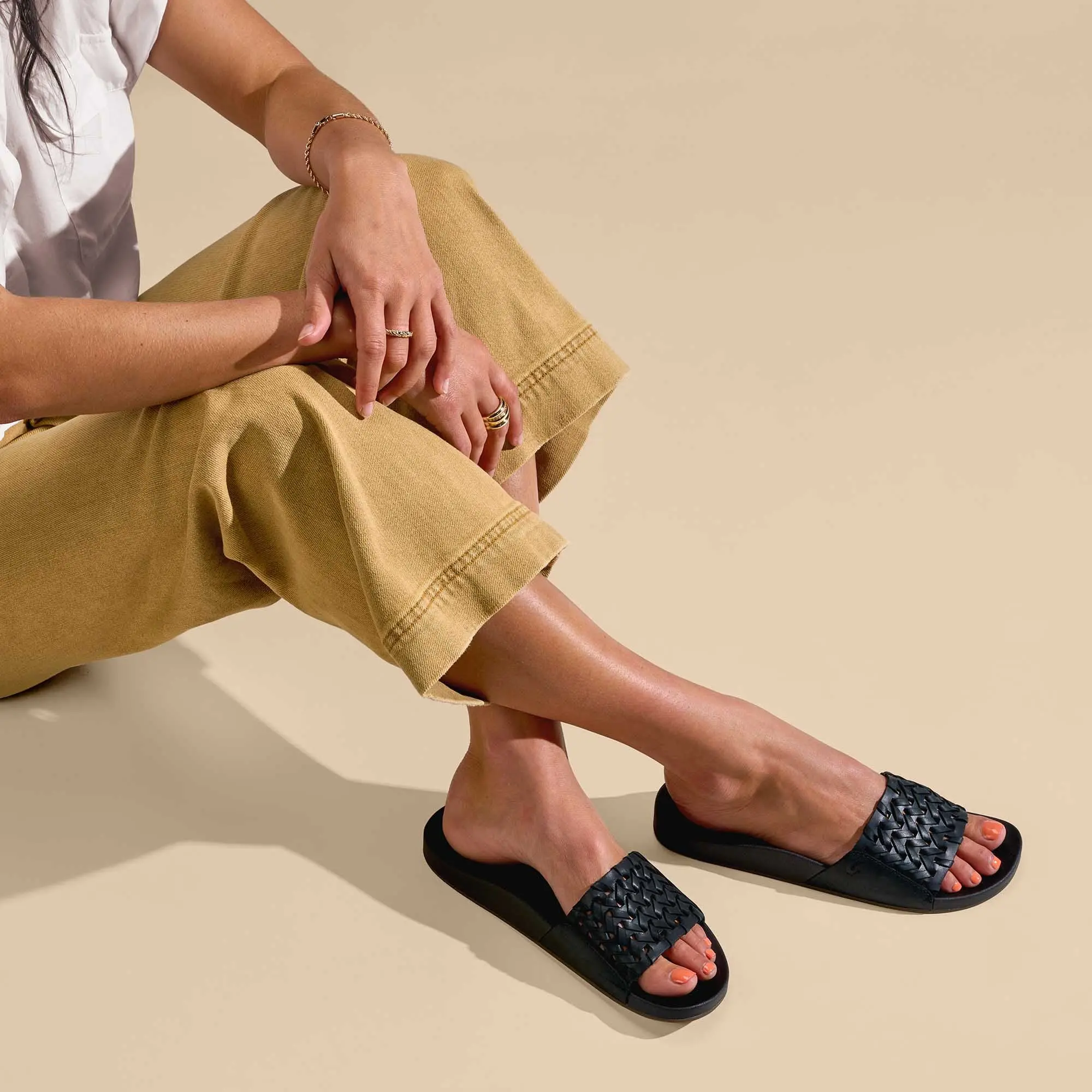 K mola Women's Leather Slide Sandals - Black - Image 4